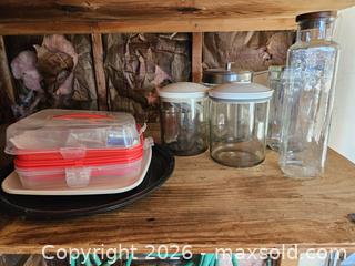 MaxSold Auction: Mixed Canisters, Plastic Food Containers & Baking/Serving Trays - Virginia Beach (Virginia, USA) SELLER MANAGED Downsizing Online Auction - Beachview Drive