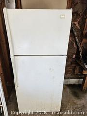 MaxSold Auction: Whirlpool Top-Freezer Refrigerator, White - Virginia Beach (Virginia, USA) SELLER MANAGED Downsizing Online Auction - Beachview Drive