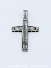 MaxSold Auction: 925 Sterling Silver Cross 2.5”  - Esquimalt (British Columbia, Canada) PARTNER MANAGED Estate Sale Online Auction - Lampson Street