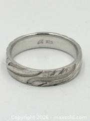 MaxSold Auction: 925 Sterling Silver Ring Size 8, 3.96g  - Esquimalt (British Columbia, Canada) PARTNER MANAGED Estate Sale Online Auction - Lampson Street