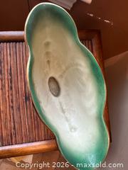 MaxSold Auction: Beautiful Beswick Palm Tree Vase - Made in England - Redwood City (California, USA) SELLER MANAGED Downsizing Online Auction -  Glenwood Avenue