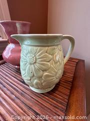 MaxSold Auction: Ceramic Vases - Made in England  - Redwood City (California, USA) SELLER MANAGED Downsizing Online Auction -  Glenwood Avenue