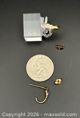 MaxSold Auction: 18K & 14K Gold Earrings - Richmond (California, USA) PARTNER MANAGED Reseller Online Auction - Fresno Avenue