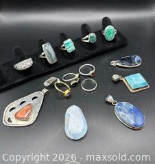 MaxSold Auction: 925 Pendants & Rings 2 - Richmond (California, USA) PARTNER MANAGED Reseller Online Auction - Fresno Avenue