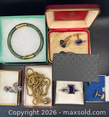 MaxSold Auction: Boxed Jewelry - Richmond (California, USA) PARTNER MANAGED Reseller Online Auction - Fresno Avenue