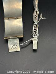 MaxSold Auction: Mostly Sterling Lot - Richmond (California, USA) PARTNER MANAGED Reseller Online Auction - Fresno Avenue