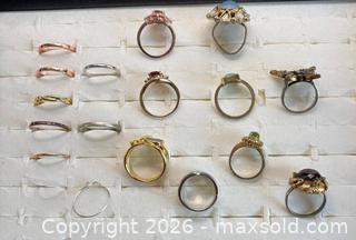 MaxSold Auction: Rings 2 - Richmond (California, USA) PARTNER MANAGED Reseller Online Auction - Fresno Avenue