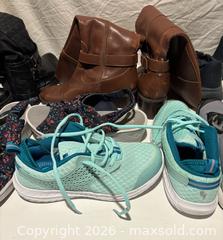 MaxSold Auction:  Shoes Women 8 & Men 8.5 - Richmond (California, USA) PARTNER MANAGED Reseller Online Auction - Fresno Avenue