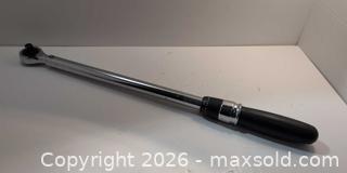 MaxSold Auction: Large adjustable torque wrench - Victoria (British Columbia, Canada) PARTNER MANAGED Reseller Online Auction - Island Highway