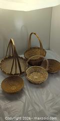 MaxSold Auction: Lot of 5 wicker baskets - Victoria (British Columbia, Canada) PARTNER MANAGED Reseller Online Auction - Island Highway