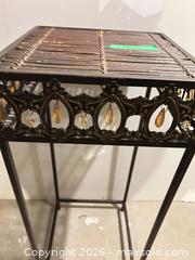 MaxSold Auction: Square Metal Table  - Kawartha Lakes (Ontario, Canada) SELLER MANAGED Reseller Online Auction - Lindsay Street South
