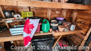 MaxSold Auction: Assorted Garden & Home Decor Lot — Pots, Planters, Lanterns, Trays - Toronto (Ontario, Canada) PARTNER MANAGED Downsizing Online Auction - Creekwood Drive