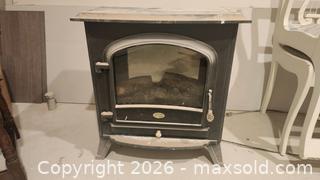 MaxSold Auction: Dimplex Freestanding Electric Stove / Electric Fireplace Heater - Toronto (Ontario, Canada) PARTNER MANAGED Downsizing Online Auction - Creekwood Drive