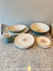 MaxSold Auction: Doulton Desert Star (D. 6430) Glazed Earthenware Piece - Toronto (Ontario, Canada) PARTNER MANAGED Downsizing Online Auction - Creekwood Drive