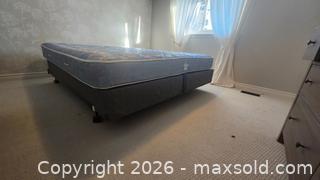 MaxSold Auction: Sealy Posturepedic Carlisle King Mattress, Box Spring & Frame - Toronto (Ontario, Canada) PARTNER MANAGED Downsizing Online Auction - Creekwood Drive