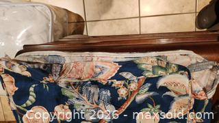 MaxSold Auction: Set of 4 Navy Floral Upholstery Cushion Covers with Inserts - Toronto (Ontario, Canada) PARTNER MANAGED Downsizing Online Auction - Creekwood Drive