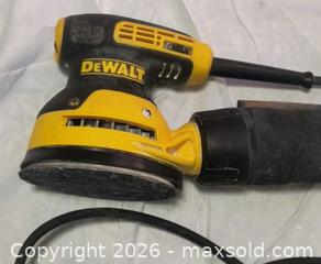 MaxSold Auction: DeWalt Sander  - Gloucester (Massachusetts, USA) SELLER MANAGED Downsizing Online Auction -  Fremont Street