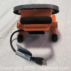 MaxSold Auction: HDX Work Light  - Gloucester (Massachusetts, USA) SELLER MANAGED Downsizing Online Auction -  Fremont Street