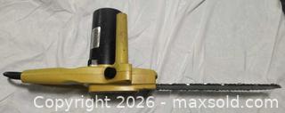 MaxSold Auction: Remington Deluxe Limb N Trim 12" Electric Chainsaw  - Gloucester (Massachusetts, USA) SELLER MANAGED Downsizing Online Auction -  Fremont Street