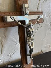 MaxSold Auction: Vintage Religious Art: Crucifix - San Francisco (California, USA) SELLER MANAGED Estate Sale Online Auction - Kenwood Way