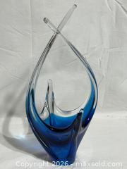 MaxSold Auction: Vintage Chalet Art Glass Centrepiece Table Decor  - Ottawa (Ontario, Canada) SELLER MANAGED Downsizing Online Auction -  Prince Albert Street