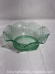 MaxSold Auction: Vintage Uranium Ruffled Glass Bowl Depression Imperial Glass Co.  - Ottawa (Ontario, Canada) SELLER MANAGED Downsizing Online Auction -  Prince Albert Street