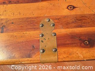 MaxSold Auction: Cedar Chest - Charlestown Township (Pennsylvania, USA) SELLER MANAGED Moving Online Auction - Huntingdon Court (CONDO)