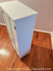 MaxSold Auction: White Cabinet - Charlestown Township (Pennsylvania, USA) SELLER MANAGED Moving Online Auction - Huntingdon Court (CONDO)