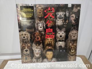 MaxSold Auction: The Munsters vinyl record; soundtrack Isle of Dogs - Abbotsford (British Columbia, Canada) SELLER MANAGED Downsizing Online Auction - Auguston Parkway South                 