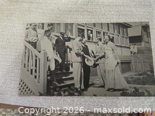 MaxSold Auction: Vintage paper lot  - Abbotsford (British Columbia, Canada) SELLER MANAGED Downsizing Online Auction - Auguston Parkway South                 