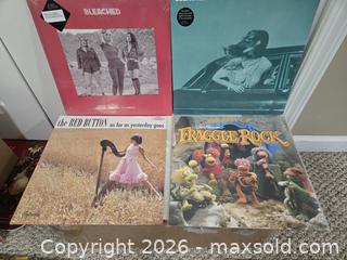 MaxSold Auction: Vinyl record lot - Abbotsford (British Columbia, Canada) SELLER MANAGED Downsizing Online Auction - Auguston Parkway South                 