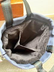 MaxSold Auction: Golf shoe bag - Toronto (Ontario, Canada) SELLER MANAGED Moving Online Auction - Tennis Crescent