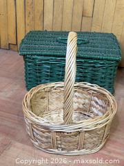 MaxSold Auction: Vintage Baskets - Hamilton (Ontario, Canada) SELLER MANAGED Estate Sale Online Auction - Gertrude Street