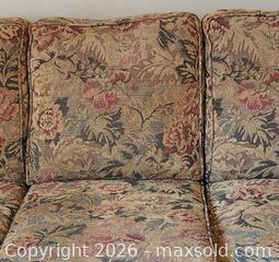MaxSold Auction: Two Piece Fabric Couch Set - Markham (Ontario, Canada) SELLER MANAGED Moving Online Auction - Framingham Drive