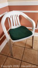 MaxSold Auction: Vinyl Patio Set - Markham (Ontario, Canada) SELLER MANAGED Moving Online Auction - Framingham Drive