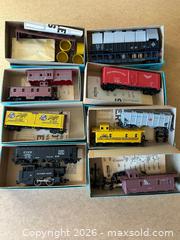 MaxSold Auction: 8 Athearn Trains in Miniature - Glendale (California, USA) SELLER MANAGED Moving Online Auction - West Dryden Street
