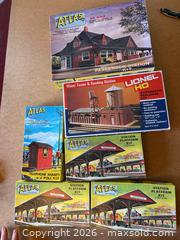 MaxSold Auction: HO Scale Station Kits - Glendale (California, USA) SELLER MANAGED Moving Online Auction - West Dryden Street