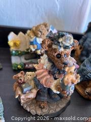 MaxSold Auction: Lot of 13 Resin Figure Boyds & Friends - Glendale (California, USA) SELLER MANAGED Moving Online Auction - West Dryden Street