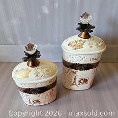 MaxSold Auction: Set of 2 Ceramic Jars with Lid - Paris - Glendale (California, USA) SELLER MANAGED Moving Online Auction - West Dryden Street