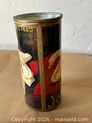 MaxSold Auction: Set of 4 Vases - Glendale (California, USA) SELLER MANAGED Moving Online Auction - West Dryden Street