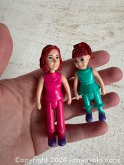 MaxSold Auction: Kid Connection Doll House People Figurines - Kingston (Ontario, Canada) SELLER MANAGED Downsizing Online Auction - Bishop Street