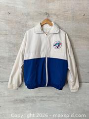 MaxSold Auction: Mens Vintage Toronto Blue Jays Size Medium Lightweight Jacket - Kingston (Ontario, Canada) SELLER MANAGED Downsizing Online Auction - Bishop Street