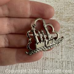 MaxSold Auction: Two Sterling Silver Jewelry Brooch Pins - Swan And Castle Pins - Kingston (Ontario, Canada) SELLER MANAGED Downsizing Online Auction - Bishop Street