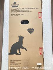 MaxSold Auction: BISSELL CrossWave X7 Cordless Pet Pro 3055Y - Oshawa (Ontario, Canada) SELLER MANAGED Reseller Online Auction - Skylark Avenue