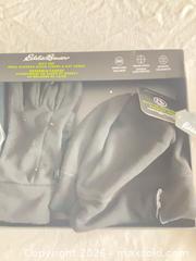 MaxSold Auction: Eddie Bauer Wool One Size (Adult) Winter Item and Hudson’s bay mittens  - Oshawa (Ontario, Canada) SELLER MANAGED Reseller Online Auction - Skylark Avenue