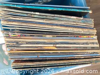 MaxSold Auction: Lot of 30–50 12-inch Vinyl LP Records - Oshawa (Ontario, Canada) SELLER MANAGED Reseller Online Auction - Skylark Avenue