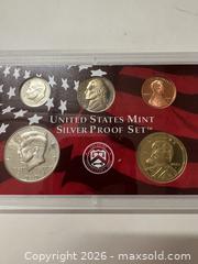 MaxSold Auction: 2001 United States Mint Proof Set 1.34 Troy Ounces - Shrewsbury (Massachusetts, USA) SELLER MANAGED Reseller Online Auction - Memorial Drive