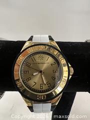 MaxSold Auction: Lot of 5 Men’s Watches - Shrewsbury (Massachusetts, USA) SELLER MANAGED Reseller Online Auction - Memorial Drive