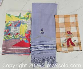 MaxSold Auction: Lot of 3 Kitchen / Tea Towels — Striped, Lavender, Orange Check - San Jose (California, USA) SELLER MANAGED Downsizing Online Auction - Paladin Drive