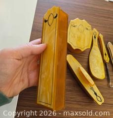 MaxSold Auction: Vintage Ladies Vanity/Dresser Grooming Set, Amber Marbled - San Jose (California, USA) SELLER MANAGED Downsizing Online Auction - Paladin Drive